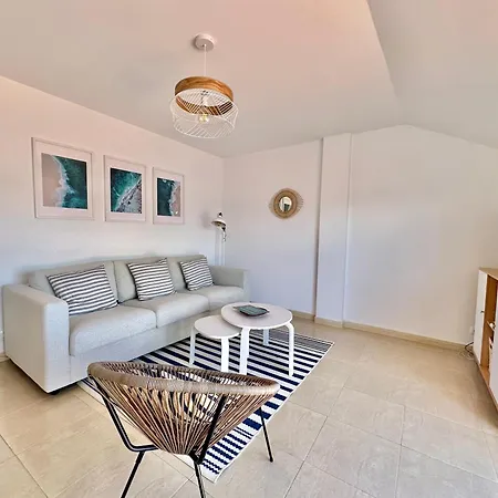 Casa Del Faro - Itsasargia Etxea Apartmán *