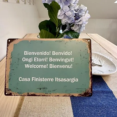 Casa Del Faro - Itsasargia Etxea Apartmán *